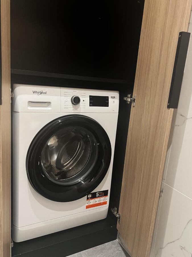 Amsterdam - Nowy Apartament W Centrum Z Prywatnym Zadaszonym Parkingiem Nowy Targ Zewnętrze zdjęcie